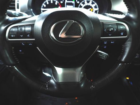 Used 2022 Lexus GX 460 Premium w/ Accessory Package AWD/4WD image 20