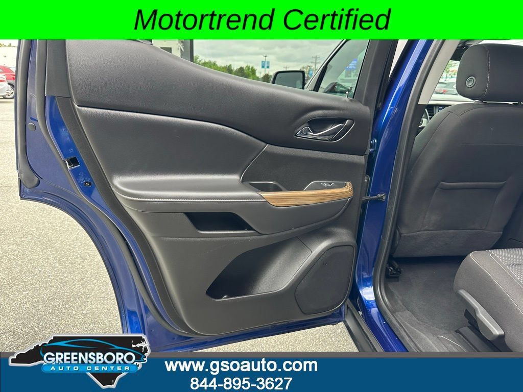 Used 2023 GMC Acadia SLE w/ Driver Convenience Package AWD/4WD image 24