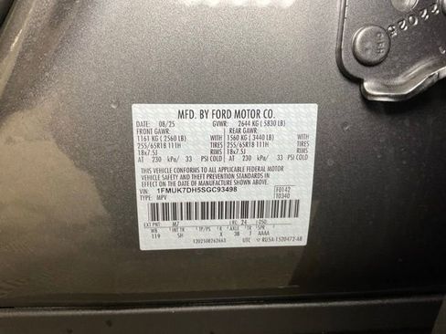 New 2025 Ford Explorer Active w/ Active Comfort Package image 28