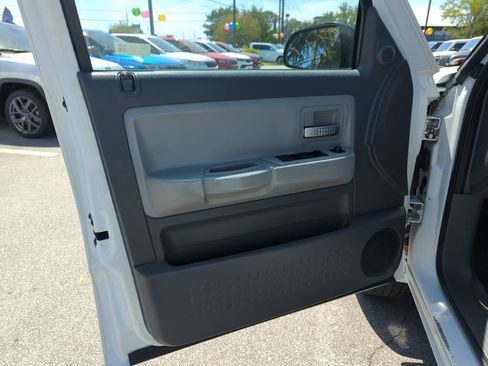 Used 2005 Dodge Dakota Laramie AWD/4WD image 18