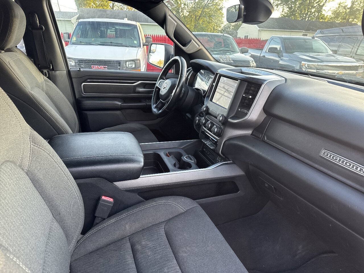 Used 2019 RAM 1500 Big Horn AWD/4WD image 18