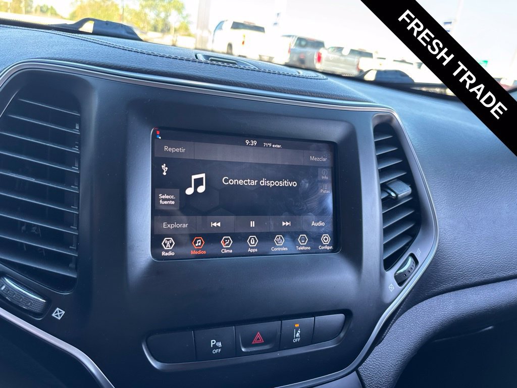Used 2021 Jeep Cherokee Latitude Plus FWD image 8