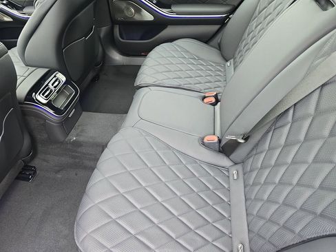 New 2026 Mercedes-Benz S 580 4MATIC Sedan image 14