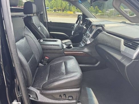 Used 2019 GMC Yukon XL SLT AWD/4WD image 21