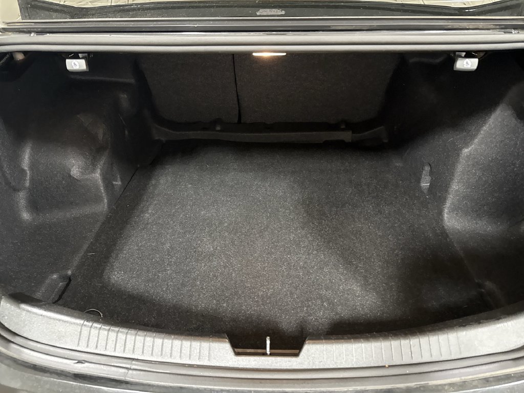 Used 2022 Chevrolet Malibu LS FWD image 23