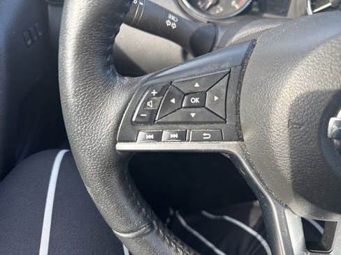 Used 2019 Nissan Rogue SV w/ Sun & Sound Touring Package AWD/4WD image 20