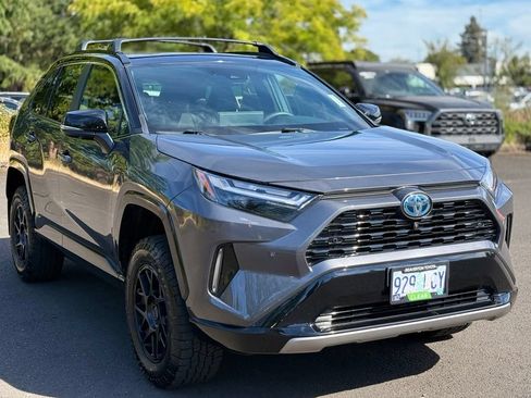 Used 2023 Toyota RAV4 XSE AWD/4WD image 7