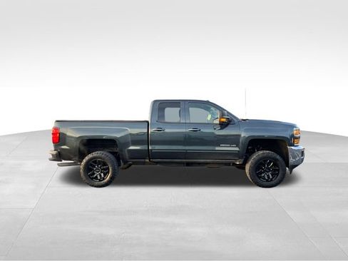 Used 2017 Chevrolet Silverado 2500 LT image 4