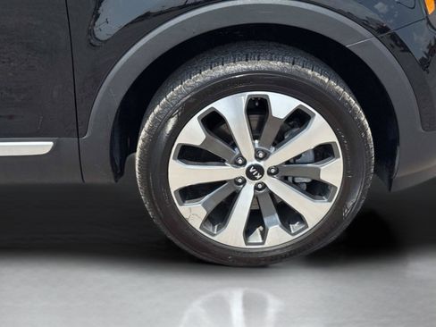 Used 2020 Kia Telluride S FWD image 34