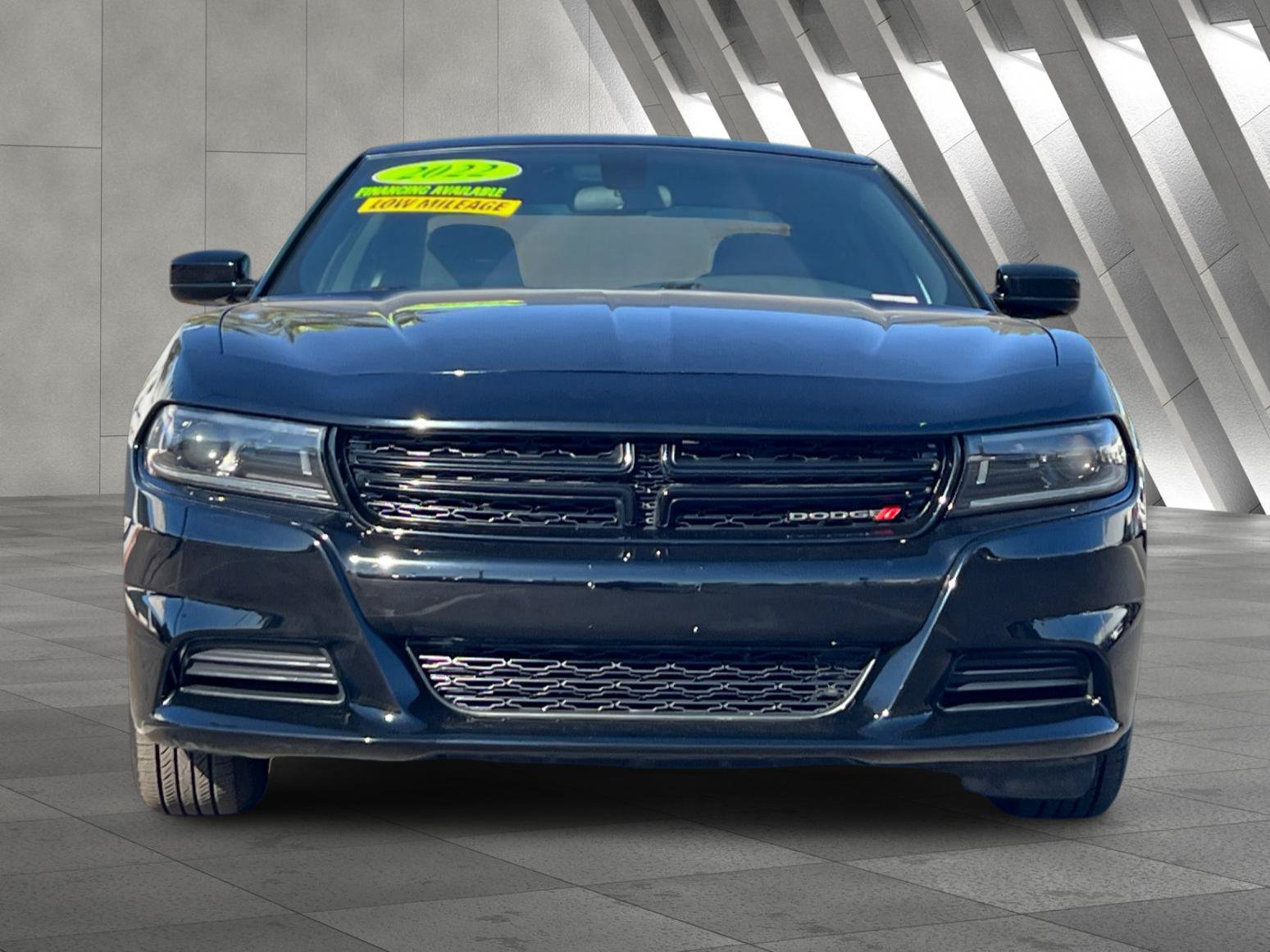 Used 2022 Dodge Charger SXT RWD image 9
