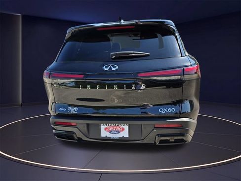 Used 2025 INFINITI QX60 Pure AWD/4WD image 5