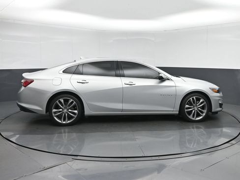 Used 2022 Chevrolet Malibu LT FWD image 8