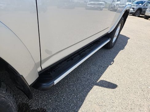 Used 2019 Toyota 4Runner SR5 AWD/4WD image 45
