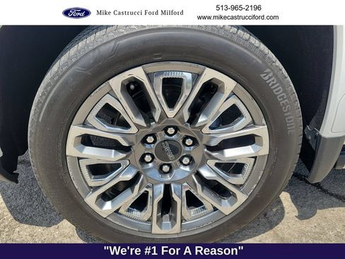 Used 2024 GMC Sierra 1500 Denali Ultimate AWD/4WD image 9