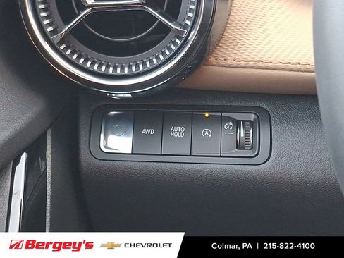 New 2026 Chevrolet Equinox ACTIV w/ Convenience Package III AWD/4WD image 18
