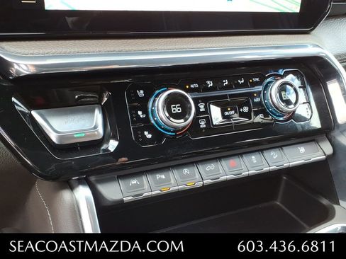 Used 2024 GMC Sierra 1500 Denali w/ Technology Package AWD/4WD image 23