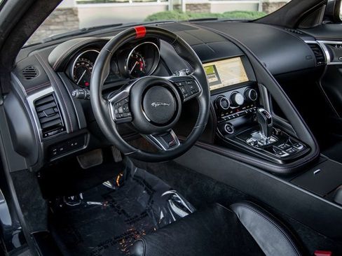 Used 2020 Jaguar F-TYPE Convertible image 17