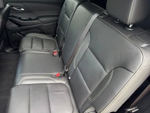 Certified 2023 Chevrolet Traverse LT w/ LT Premium Package AWD/4WD image 8