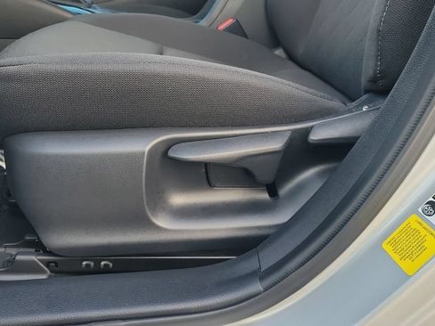 Used 2024 Toyota Corolla LE FWD image 16