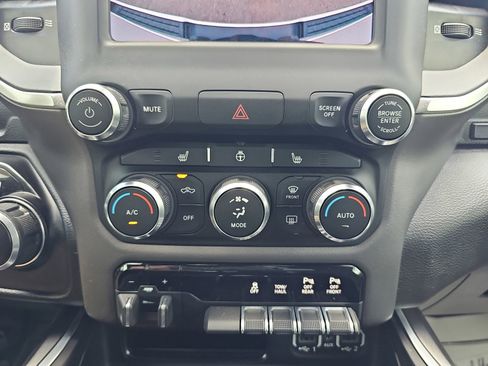 Used 2021 RAM 1500 Big Horn AWD/4WD image 24