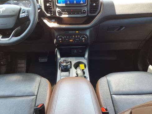 Used 2021 Ford Bronco Sport Outer Banks AWD/4WD image 18