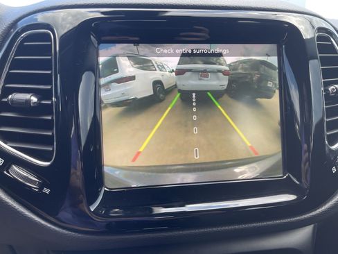 Used 2021 Jeep Compass Limited image 25