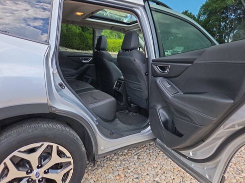 Used 2020 Subaru Forester Premium w/ Popular Package #1 AWD/4WD image 23