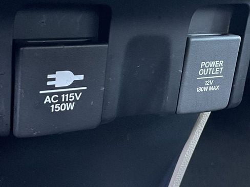 Certified 2023 Honda Odyssey Touring image 20