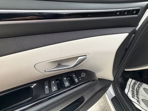 Used 2023 Hyundai Tucson Limited image 27