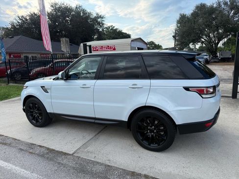 Used 2017 Land Rover Range Rover Sport HSE image 13