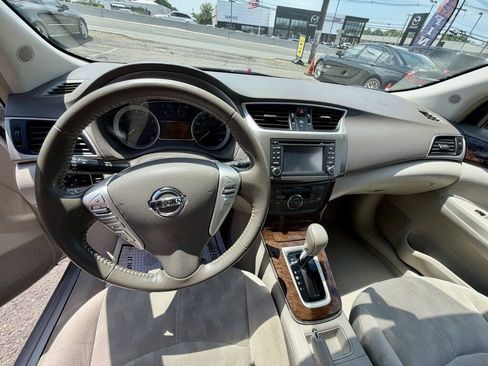 Used 2013 Nissan Sentra SL w/ Navigation Pkg FWD image 15