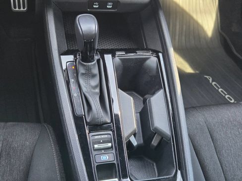 Used 2024 Honda Accord Sport image 32