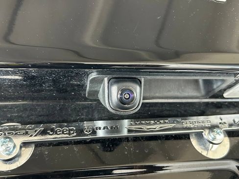Used 2025 Hyundai Kona SEL FWD image 42