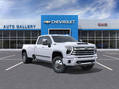 New 2026 Chevrolet Silverado 3500 High Country w/ High Country Premium Package AWD/4WD image 1