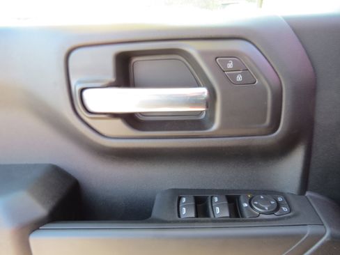 New 2026 Chevrolet Silverado 1500 Custom Trail Boss AWD/4WD image 18