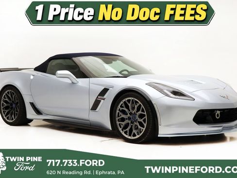 Used 2017 Chevrolet Corvette Grand Sport RWD image 1