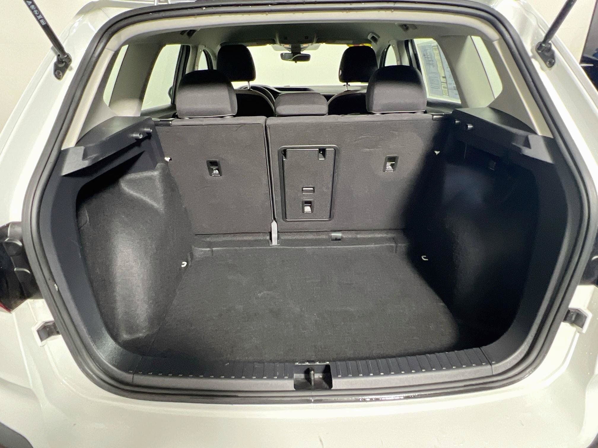 Used 2024 Volkswagen Taos S FWD image 34