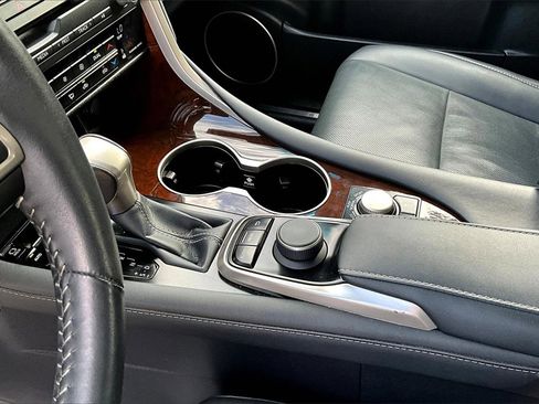 Used 2019 Lexus RX 350 AWD image 17