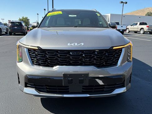 Used 2025 Kia Sorento SX Prestige AWD/4WD image 8