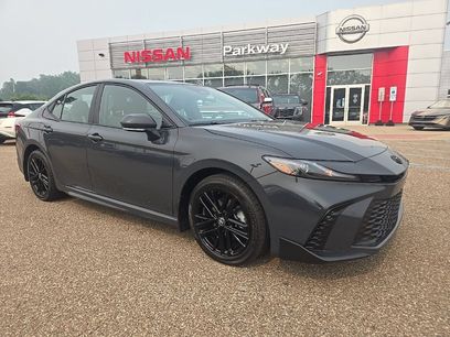 Used 2025 Toyota Camry SE