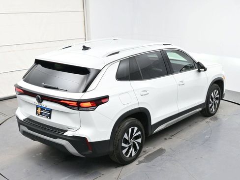 Used 2025 Volkswagen Tiguan S image 35