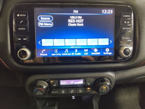 Used 2021 Nissan Kicks SR w/ SR Premium Package FWD image 25