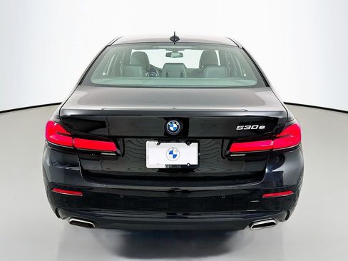 Used 2023 BMW 530e w/ Convenience Package image 6