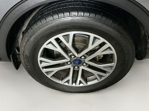 Used 2022 Ford Escape SEL image 11