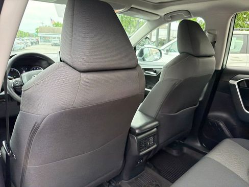 Used 2021 Toyota RAV4 XLE w/ Convenience Package AWD/4WD image 22