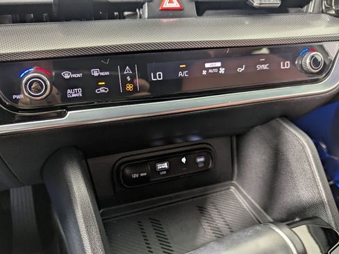 Used 2024 Kia Sportage SX FWD image 19