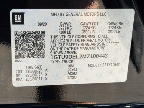 Used 2021 GMC Sierra 1500 SLT w/ SLT Premium Plus Package AWD/4WD image 34