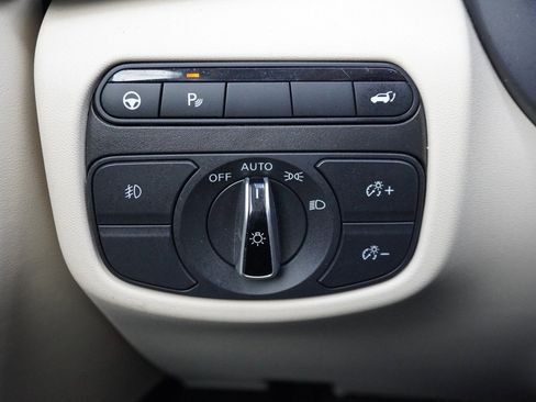 Used 2022 INFINITI QX50 Luxe image 45