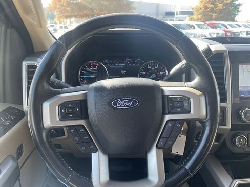 Used 2021 Ford F250 Lariat w/ Chrome Package image 13