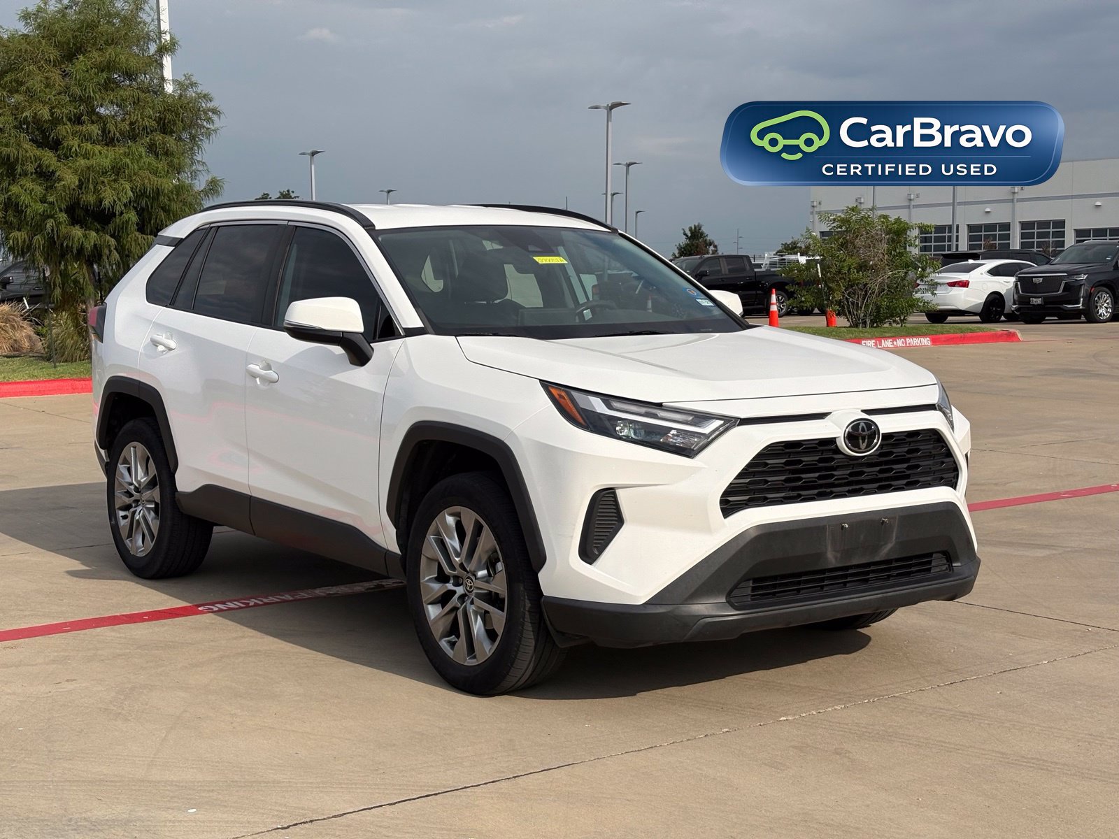 Used 2022 Toyota RAV4 XLE FWD 360° Tour